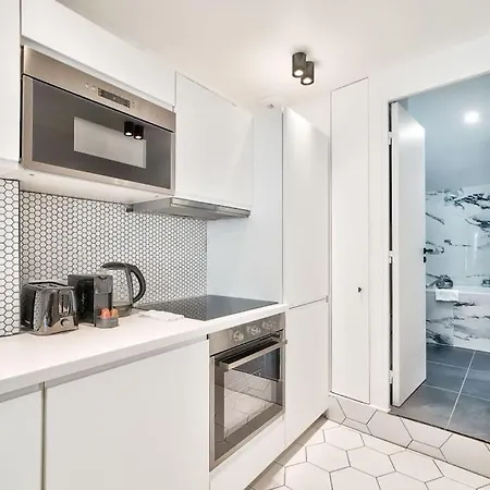 Splendide Pour 6 Proche Montmartre Apartment